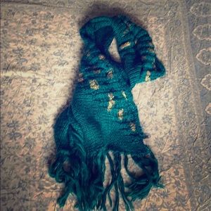 Teal scarf and hat with gold paint splatter